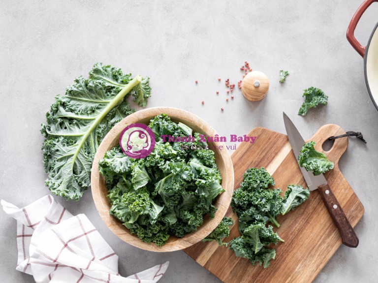rau cải xoăn